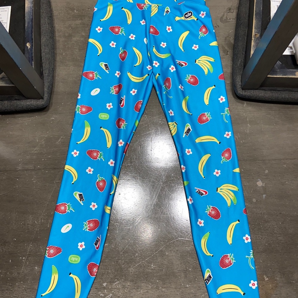 Nike leggings